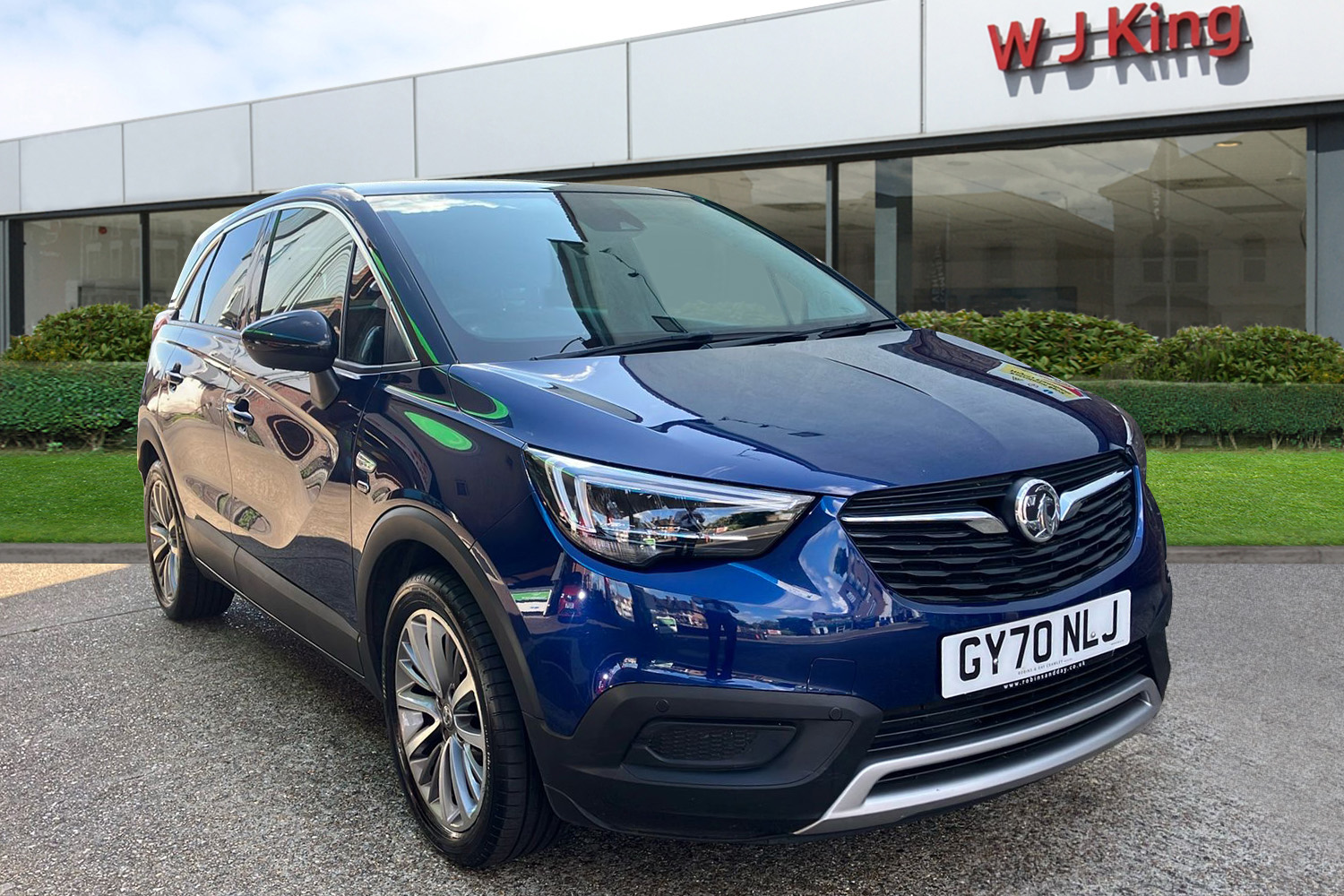 Main listing image - Vauxhall Crossland X