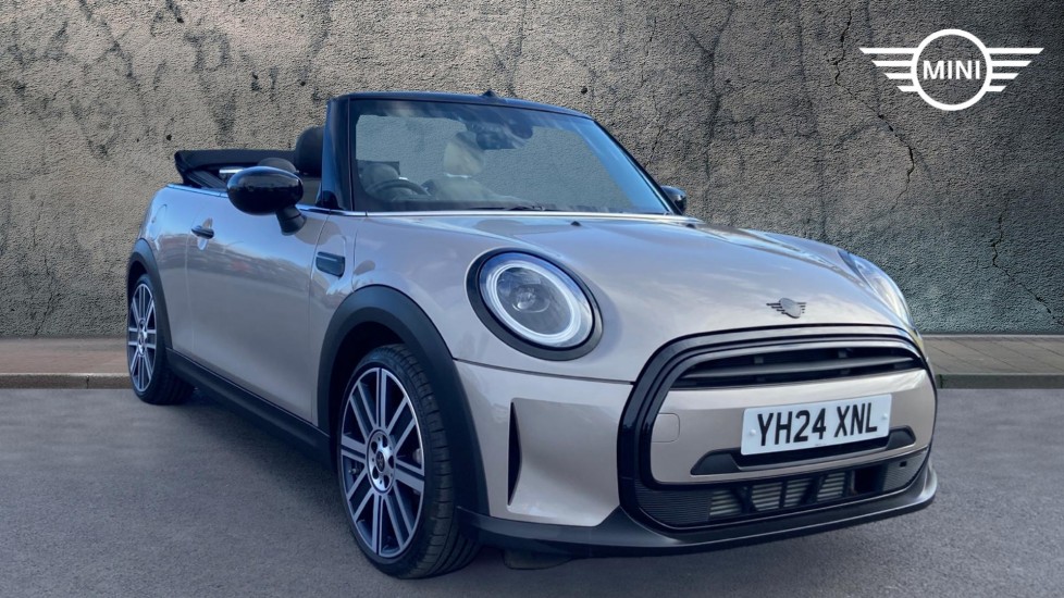 Main listing image - MINI Convertible