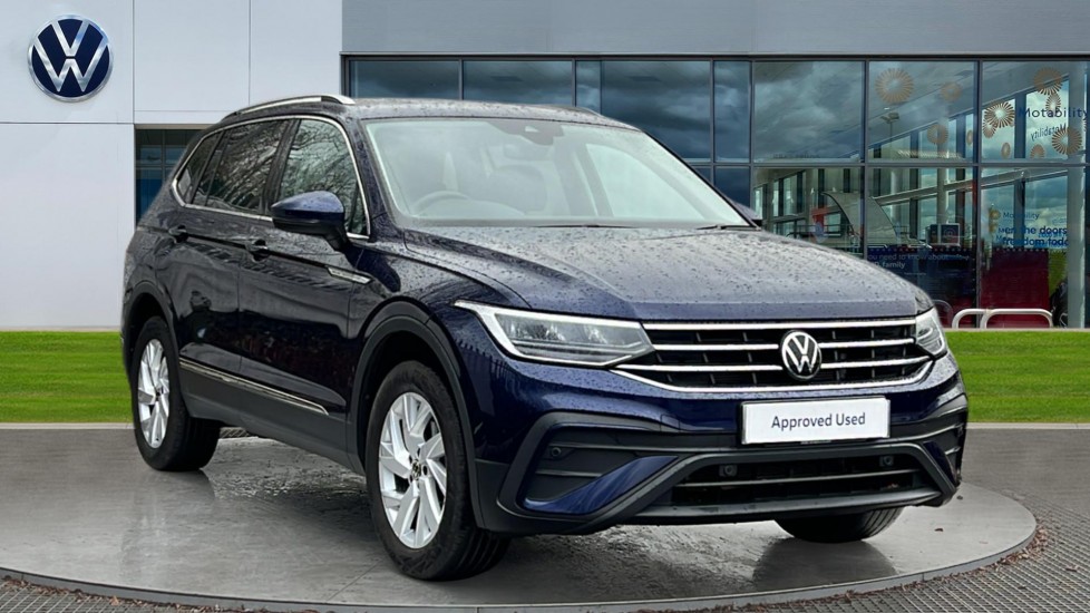 Main listing image - Volkswagen Tiguan Allspace