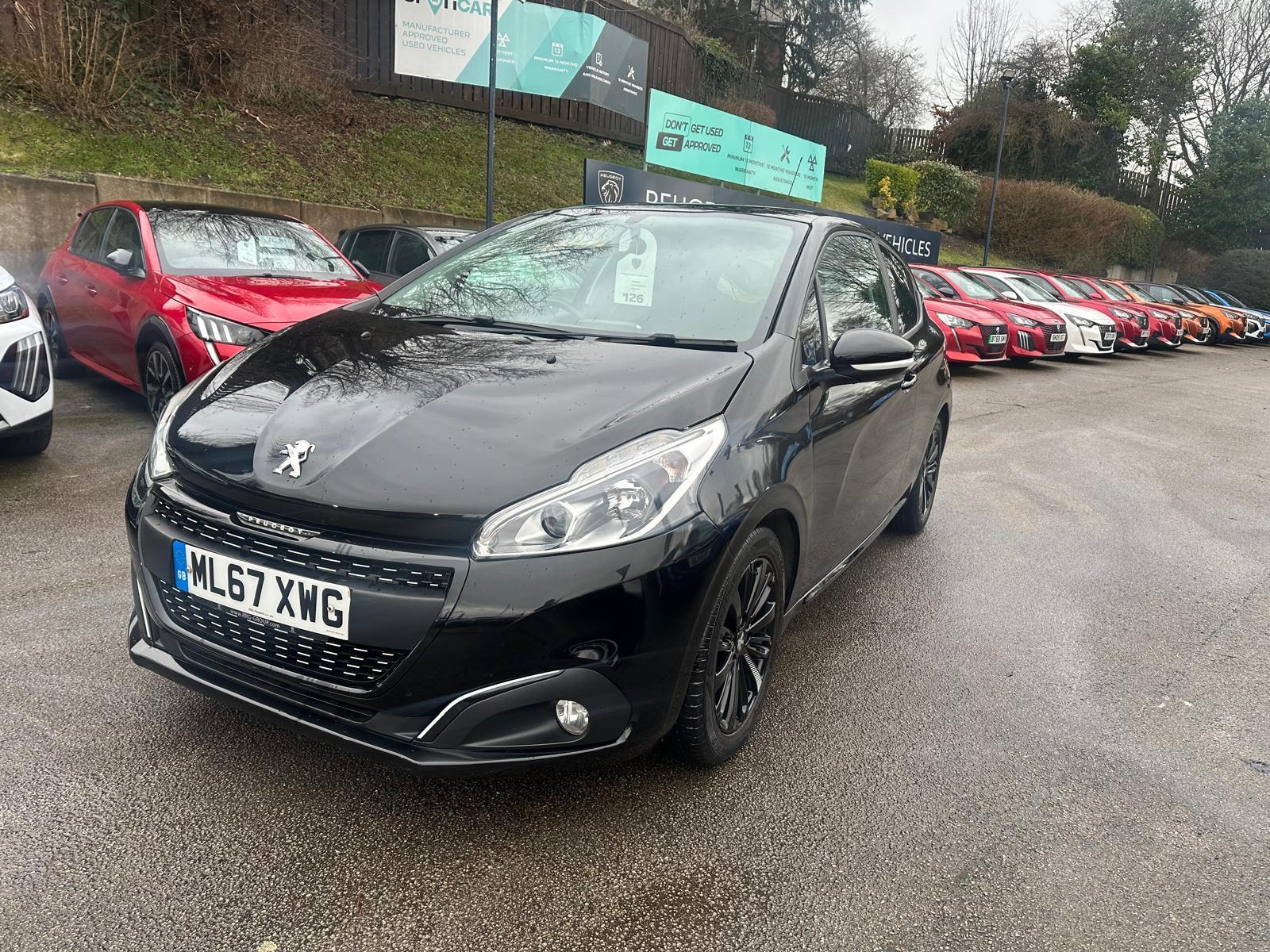 Main listing image - Peugeot 208