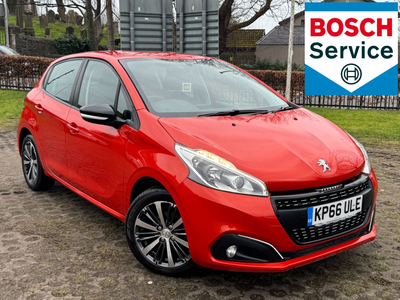 Main listing image - Peugeot 208