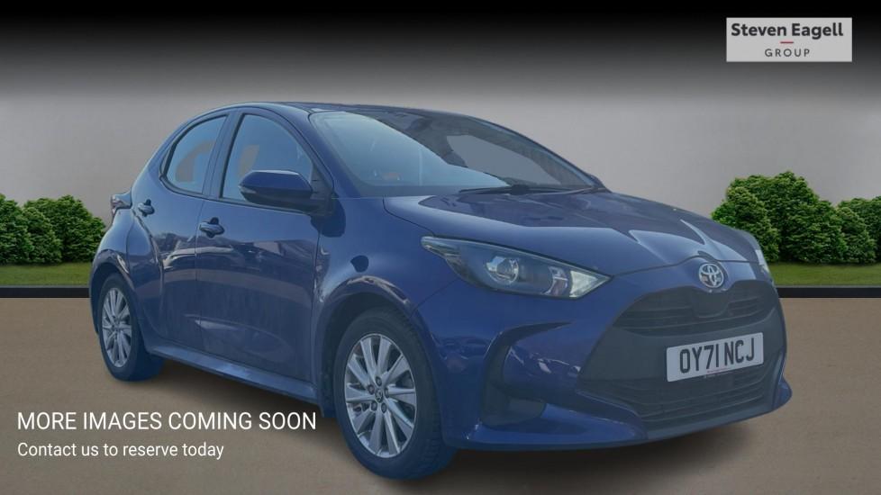 Main listing image - Toyota Yaris