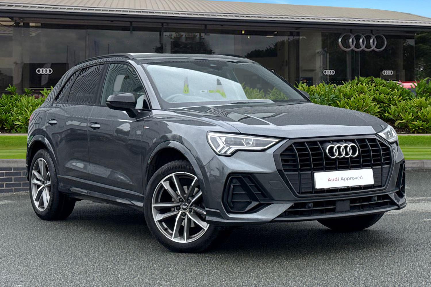 Main listing image - Audi Q3