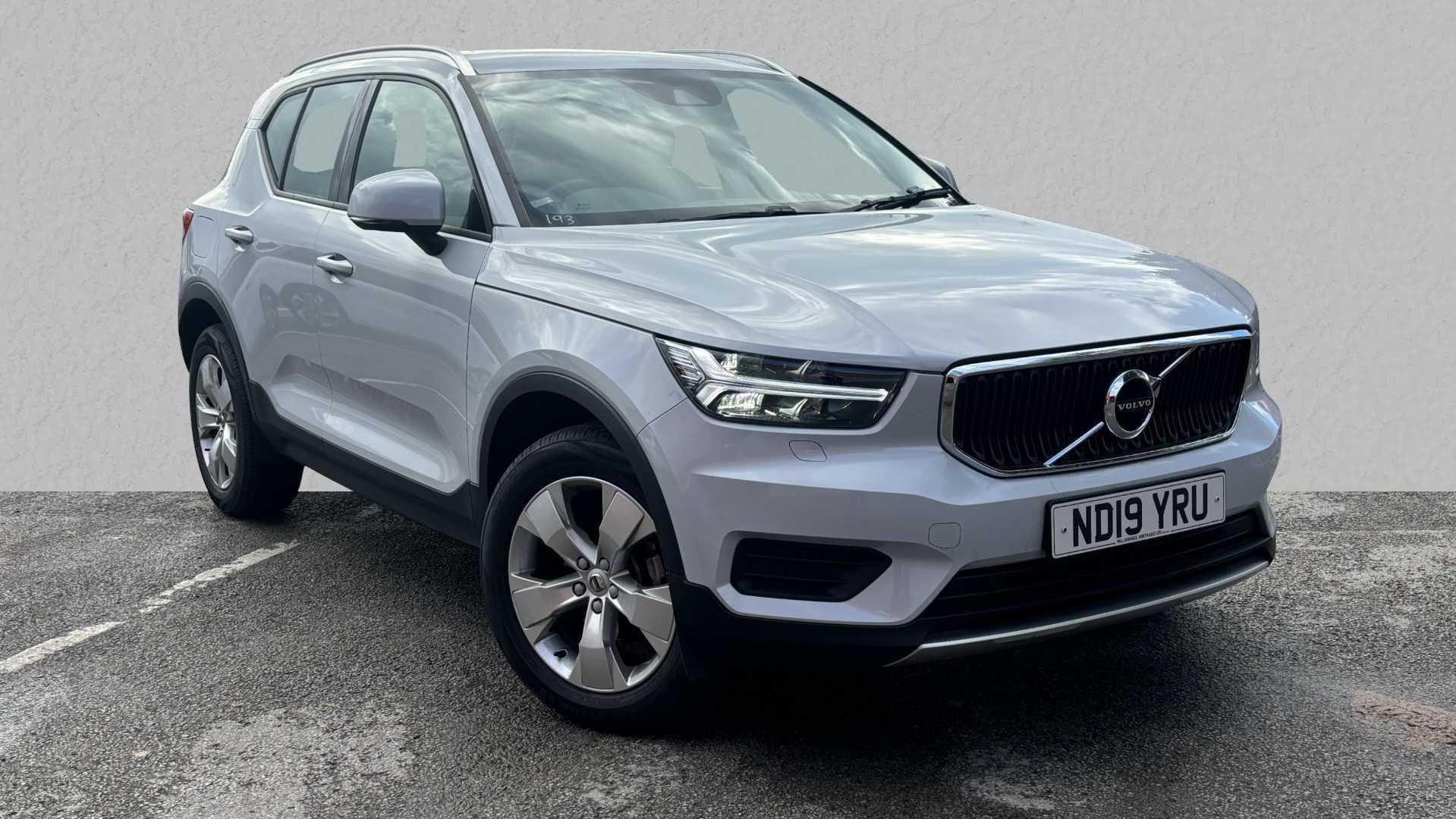 Main listing image - Volvo XC40