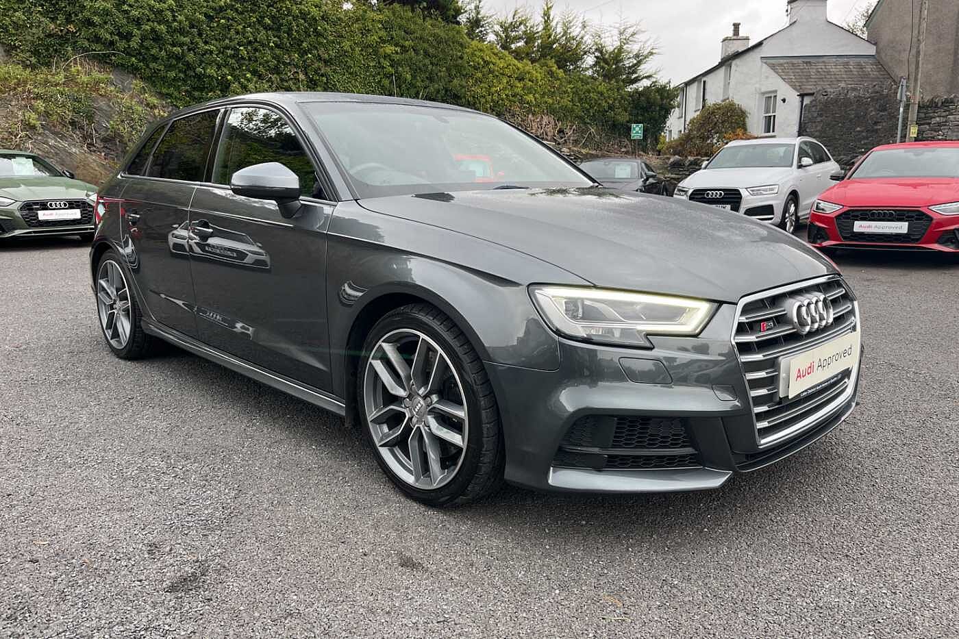 Main listing image - Audi S3