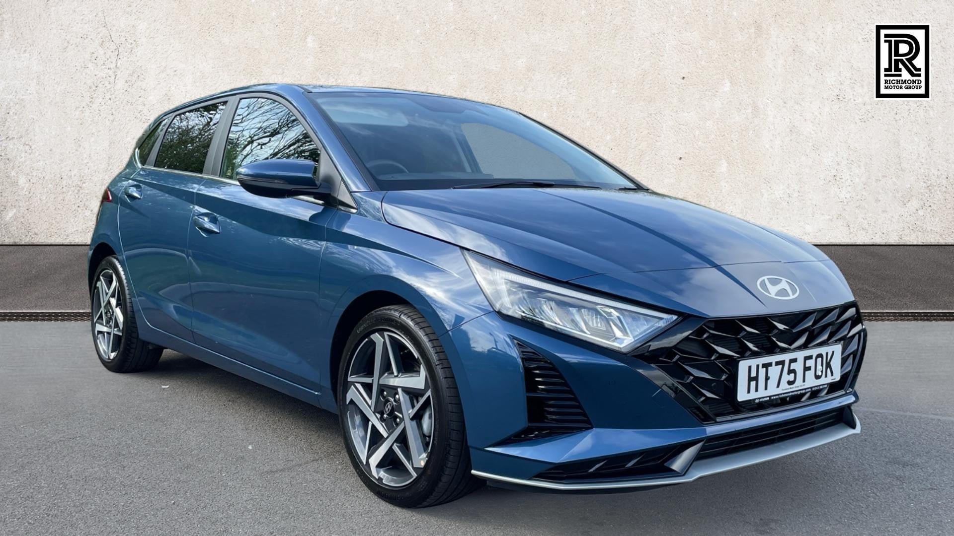 Main listing image - Hyundai i20