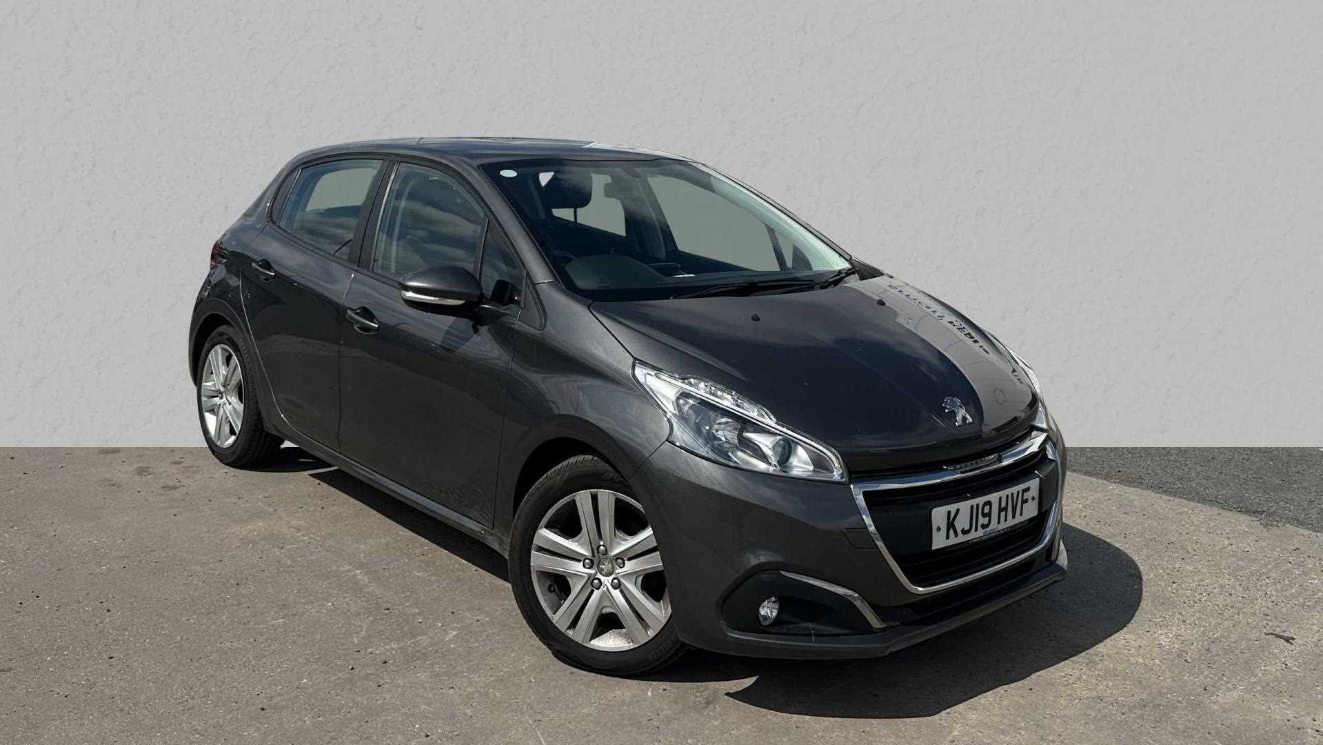 Main listing image - Peugeot 208