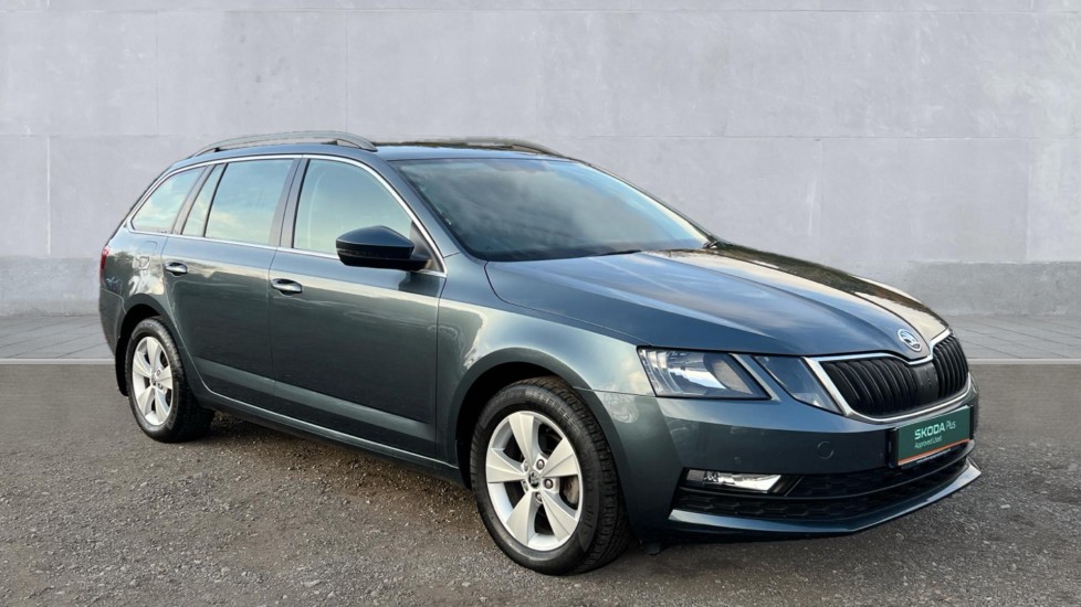 Main listing image - Skoda Octavia Estate