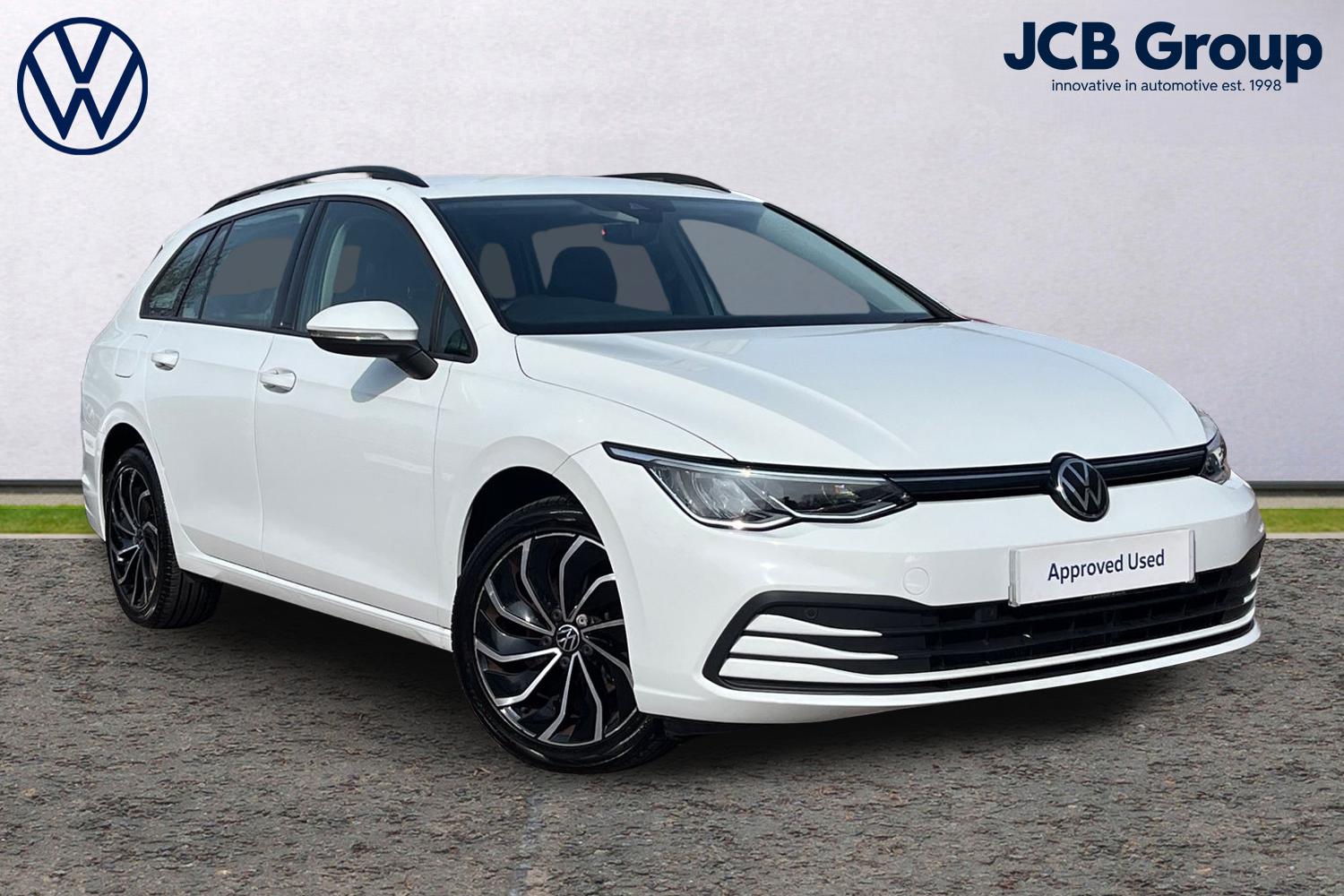 Main listing image - Volkswagen Golf Estate