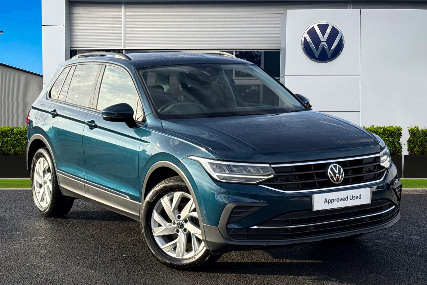 Main listing image - Volkswagen Tiguan