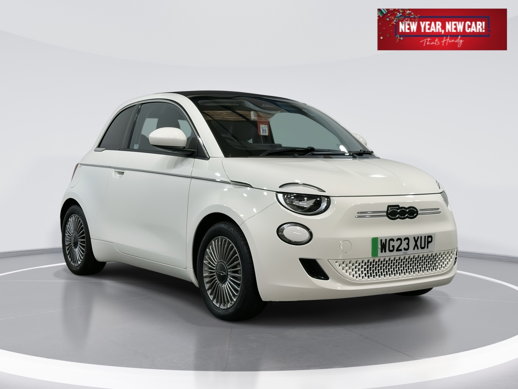 Main listing image - Fiat 500 Electric