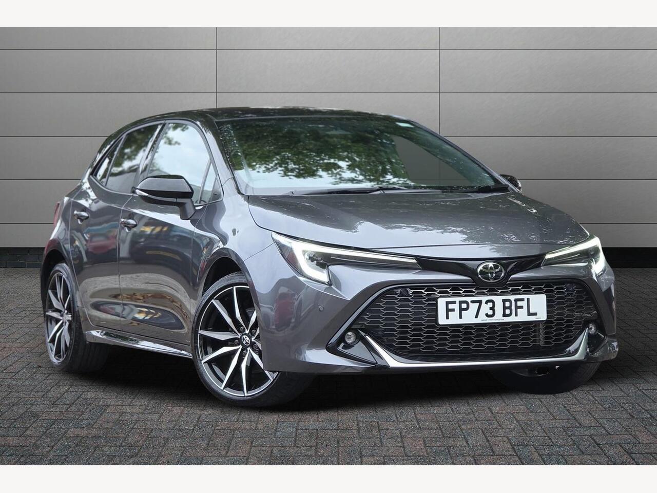 Main listing image - Toyota Corolla
