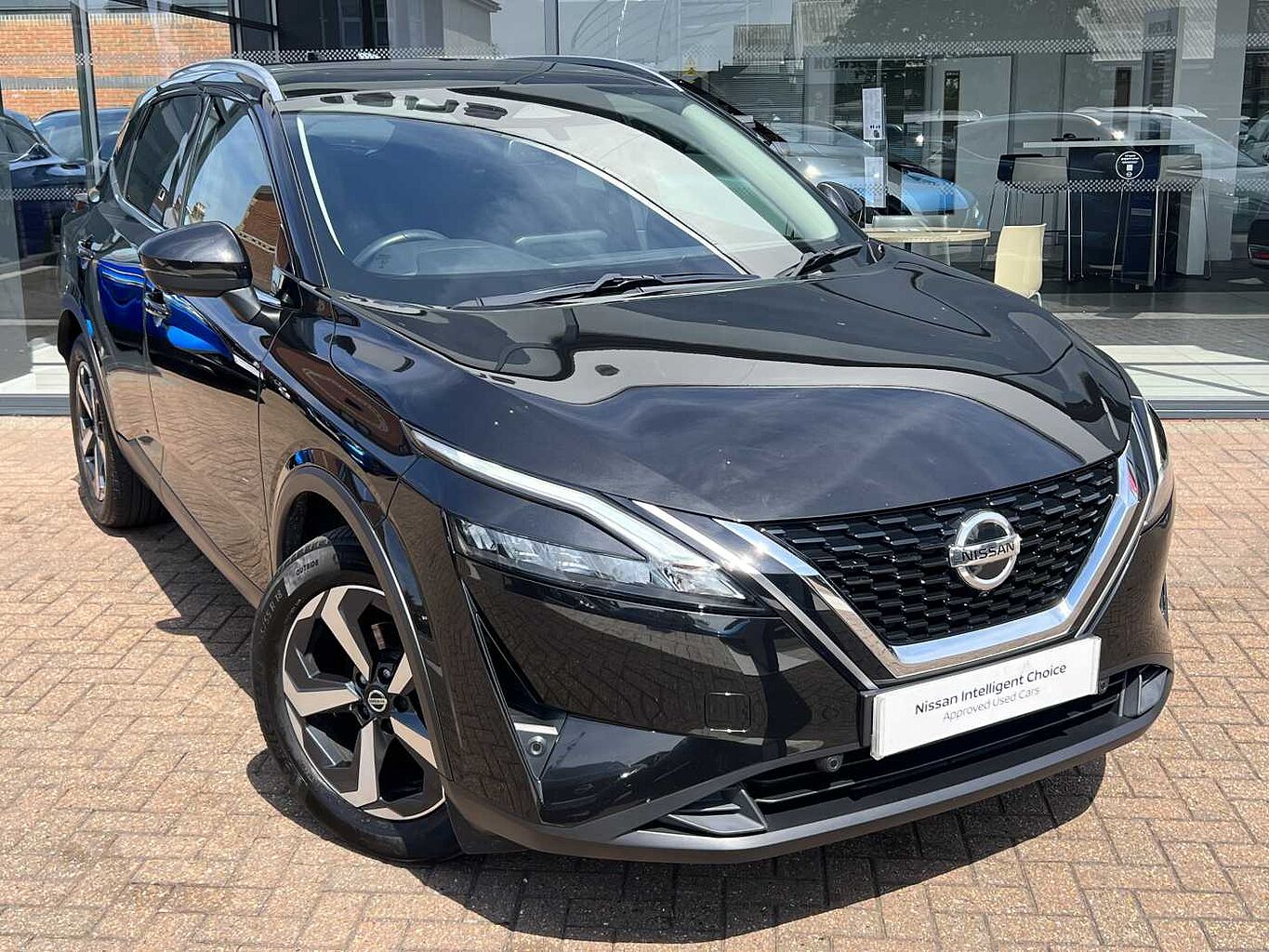 Main listing image - Nissan Qashqai