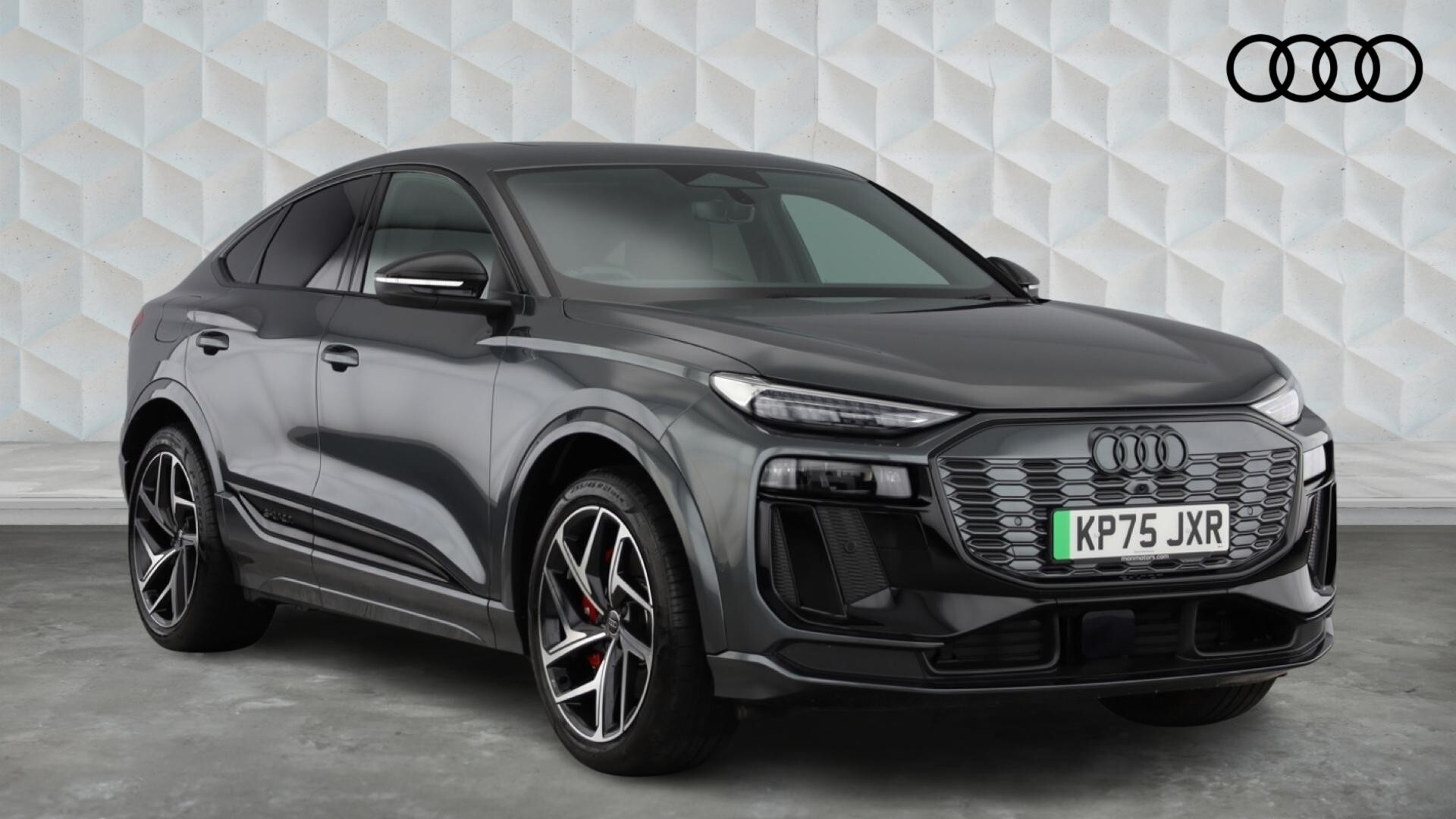 Main listing image - Audi SQ6 e-tron