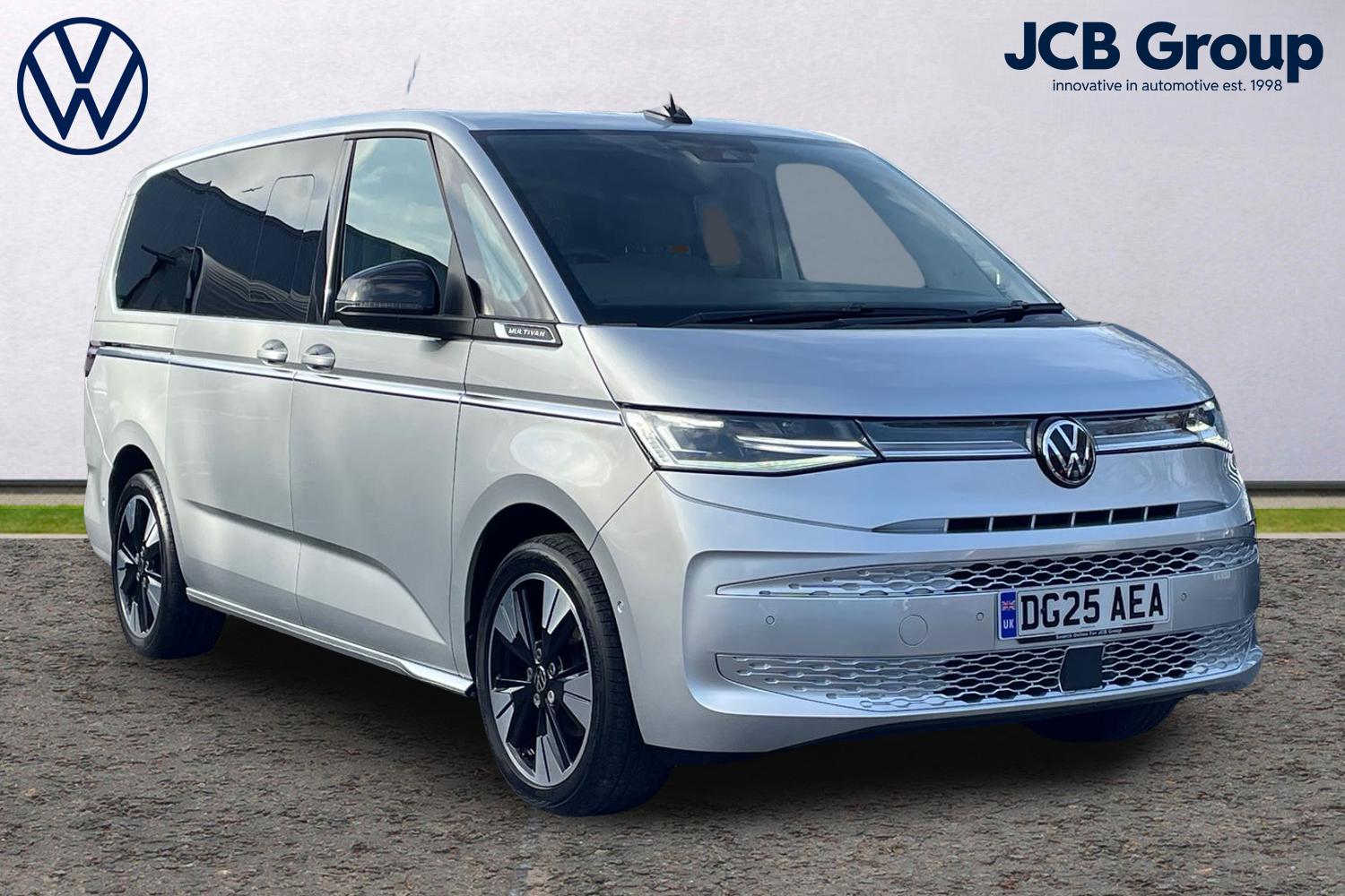 Main listing image - Volkswagen Multivan