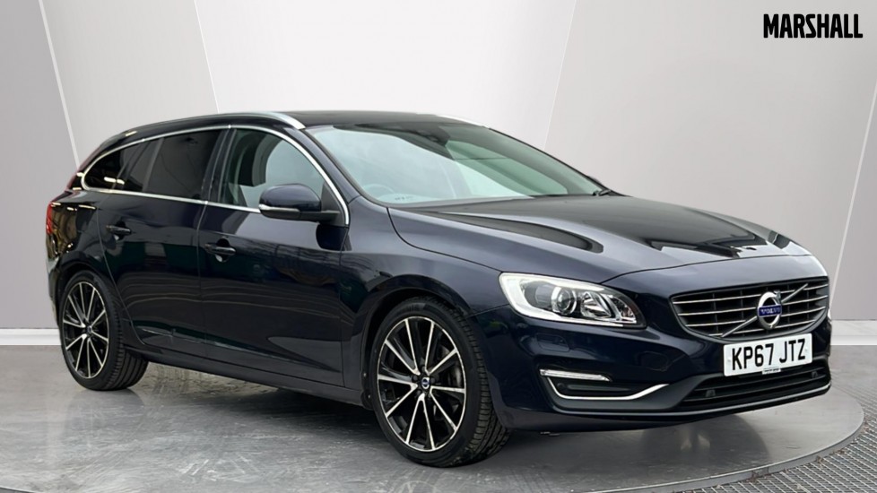 Main listing image - Volvo V60