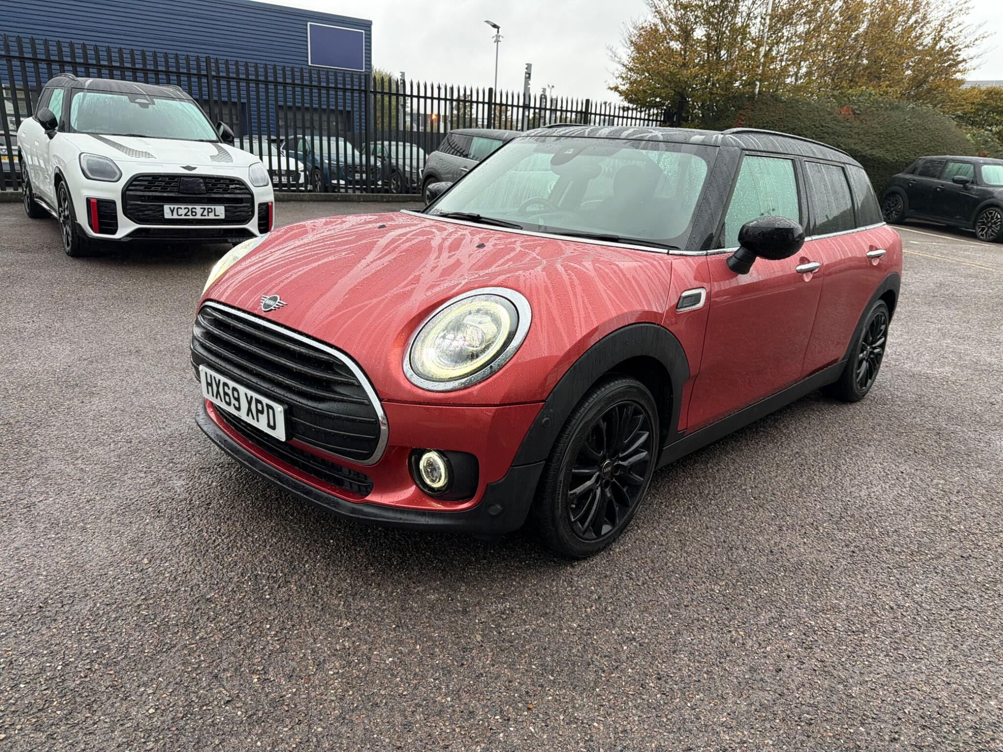 Main listing image - MINI Clubman