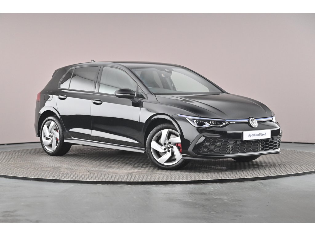 Main listing image - Volkswagen Golf GTE