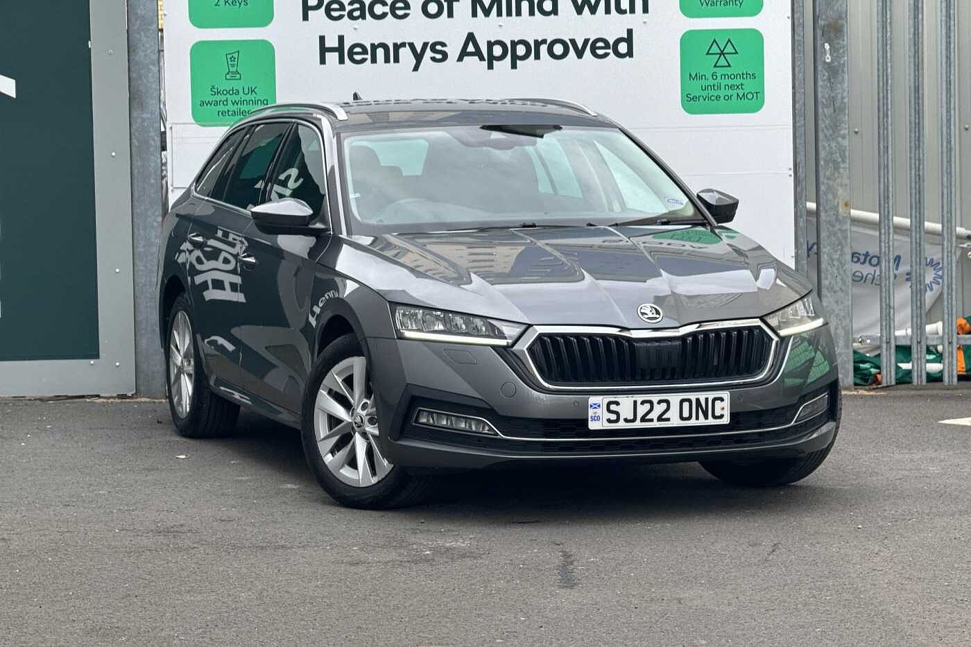 Main listing image - Skoda Octavia Estate