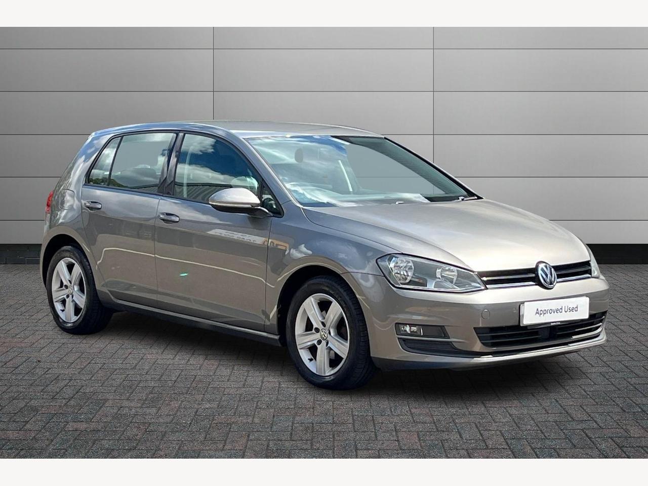 Main listing image - Volkswagen Golf