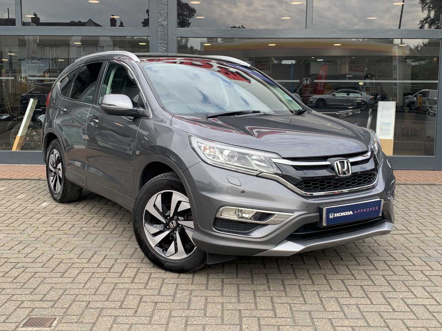 Main listing image - Honda CR-V