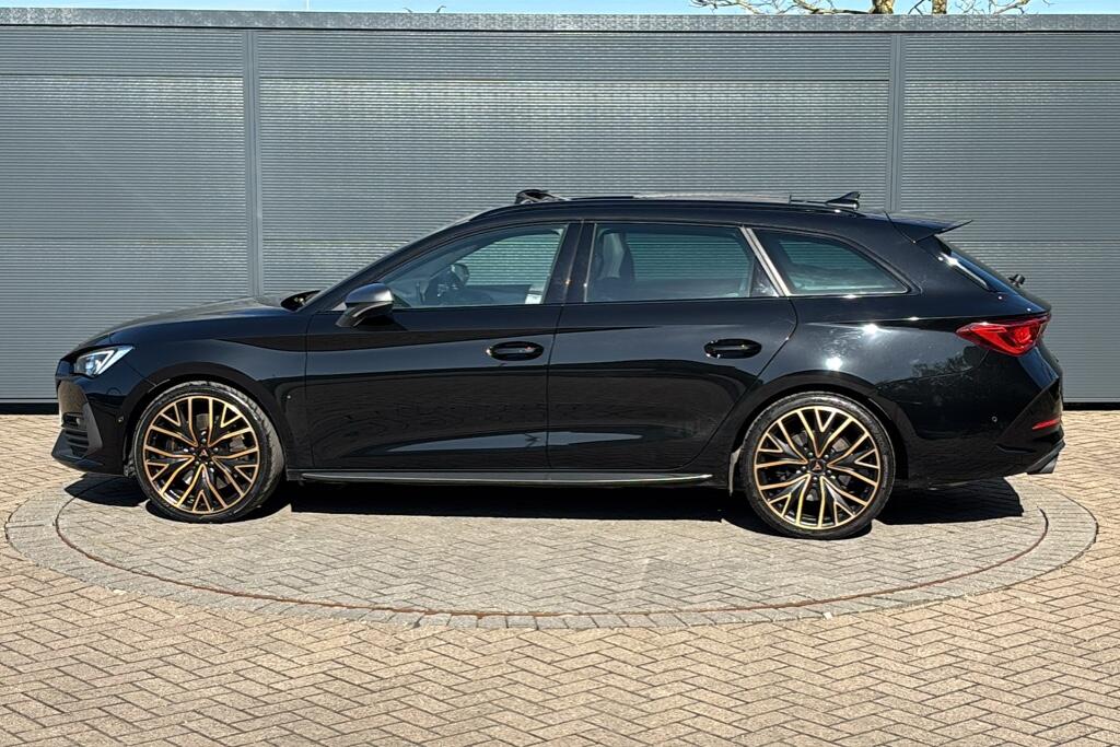 Main listing image - Cupra Leon