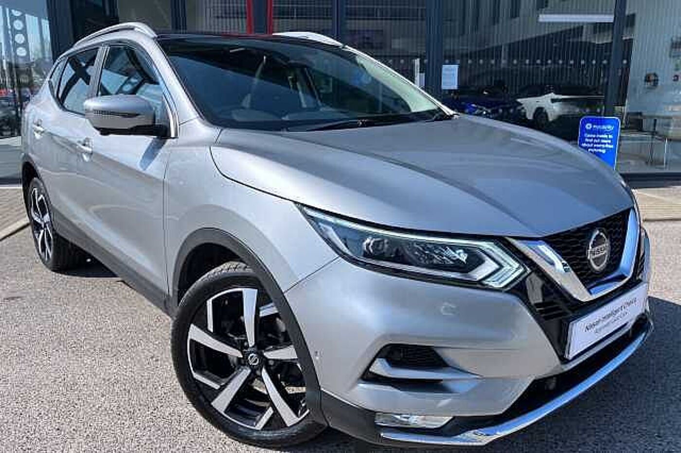 Main listing image - Nissan Qashqai
