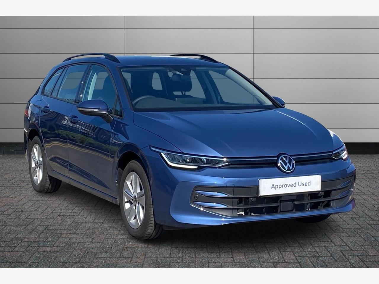 Main listing image - Volkswagen Golf Estate