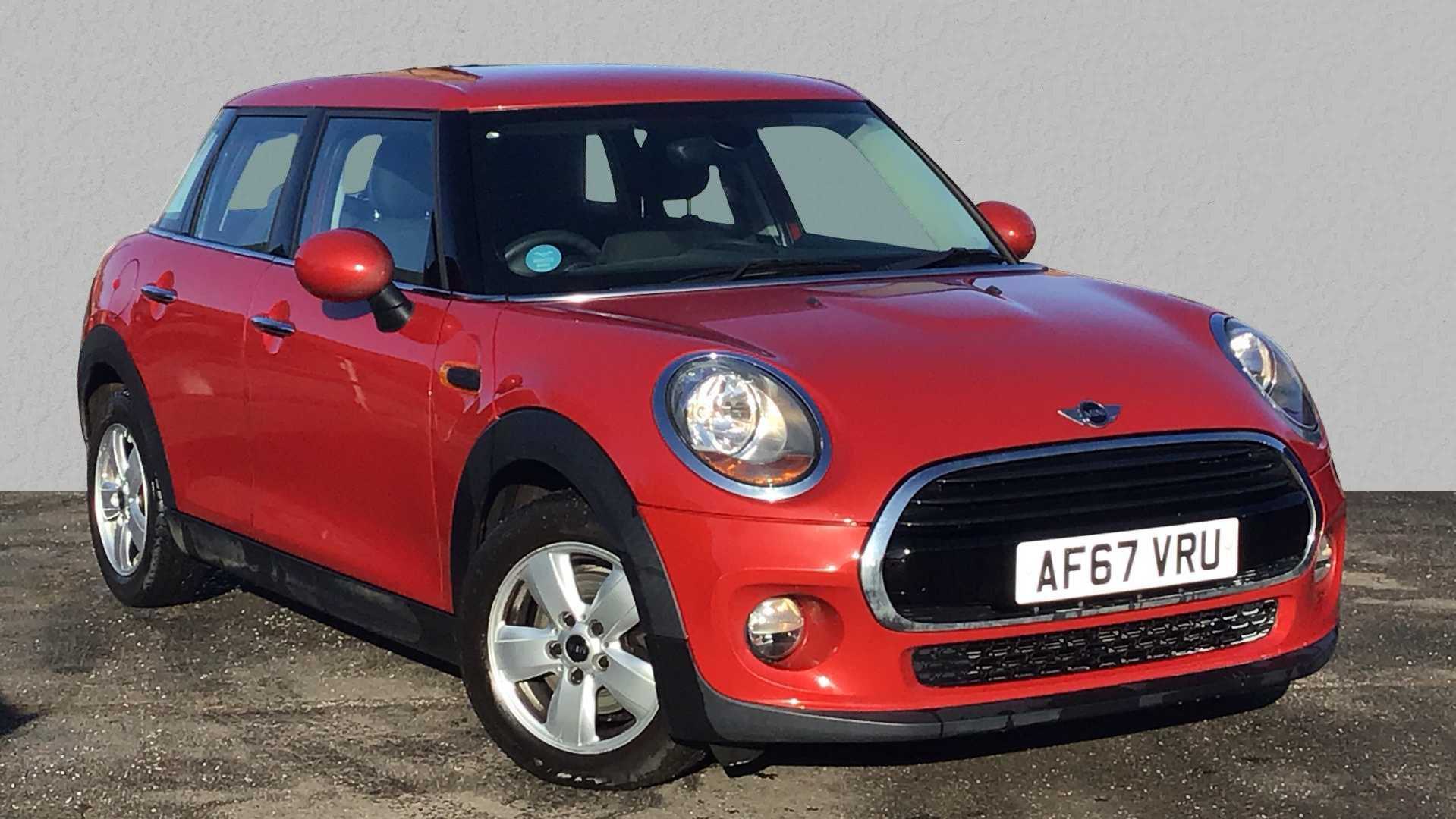 Main listing image - MINI Hatchback 5dr