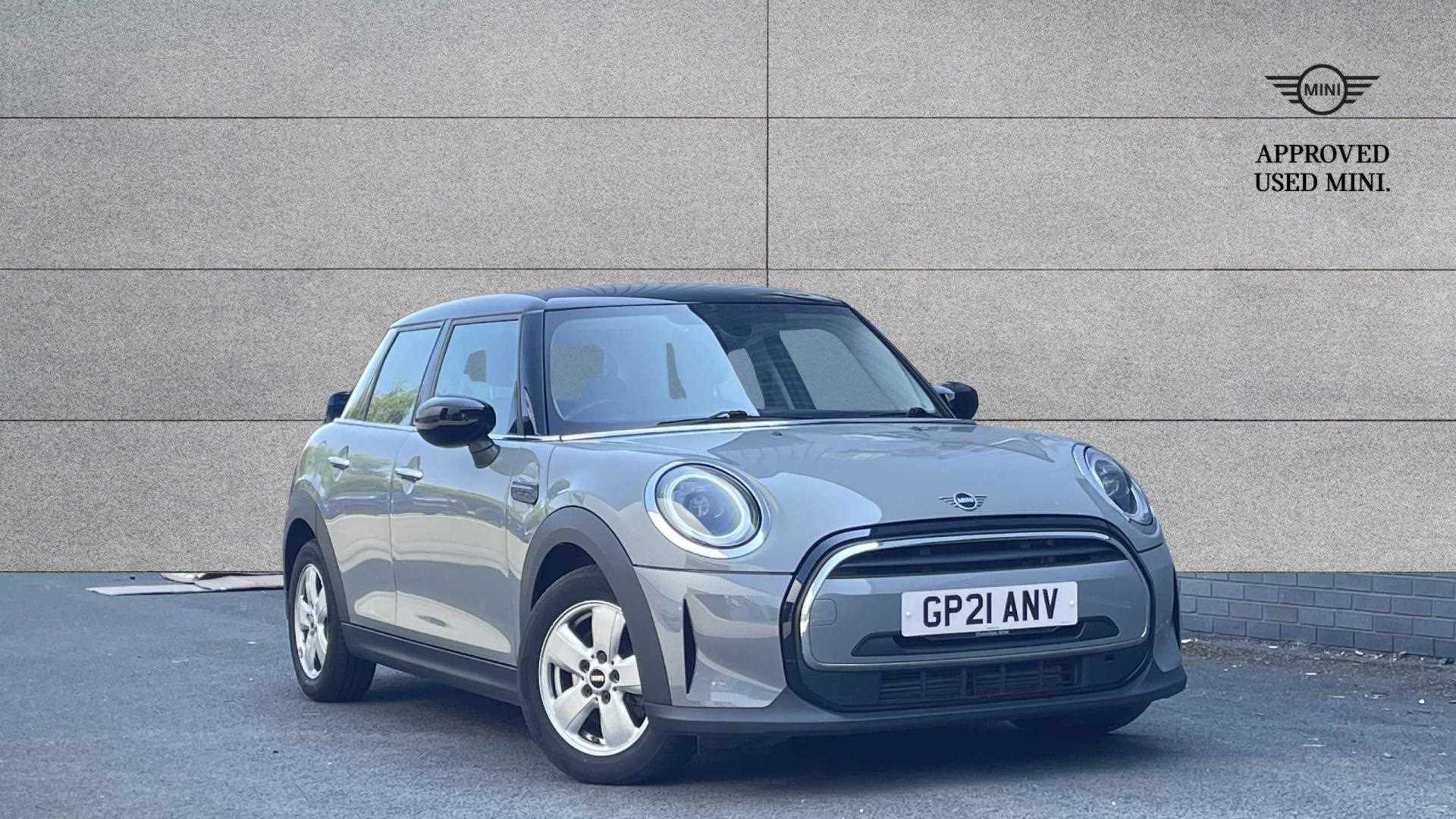 Main listing image - MINI Hatchback 5dr
