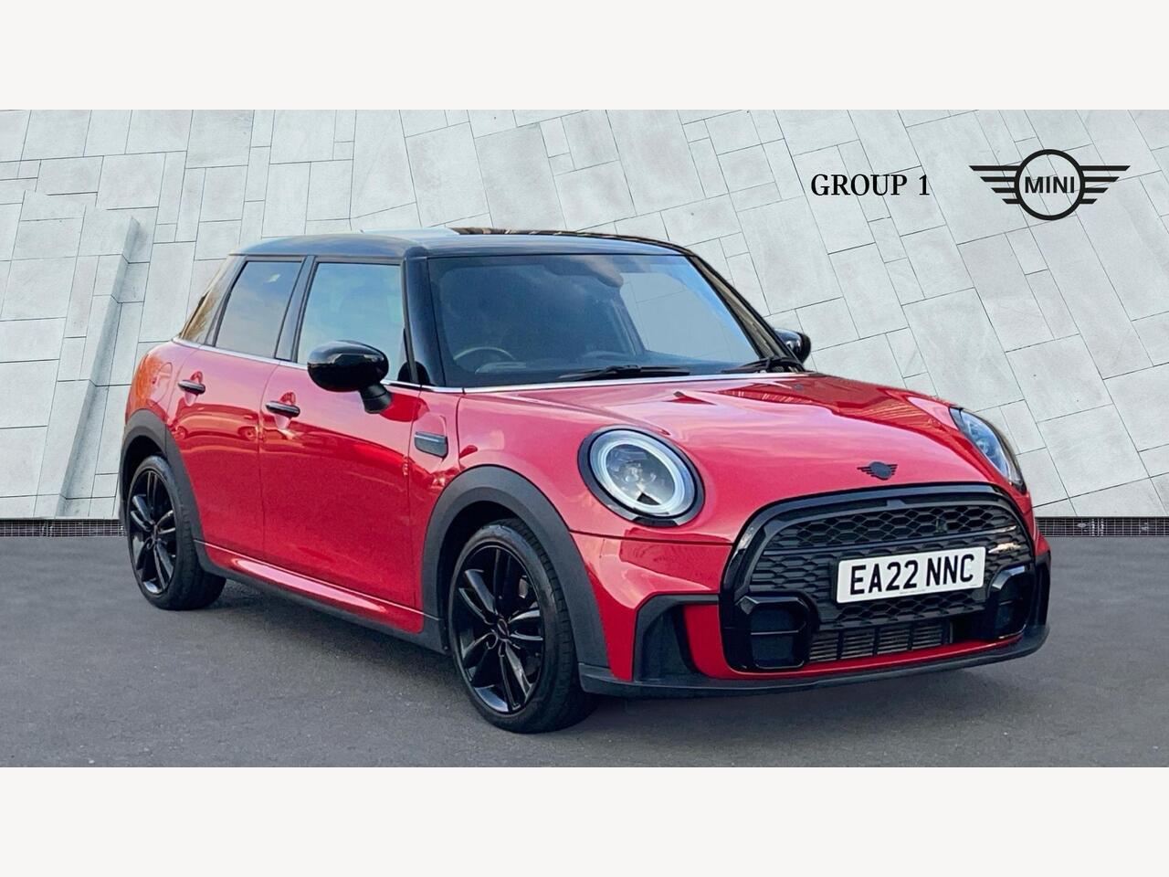 Main listing image - MINI Hatchback 5dr