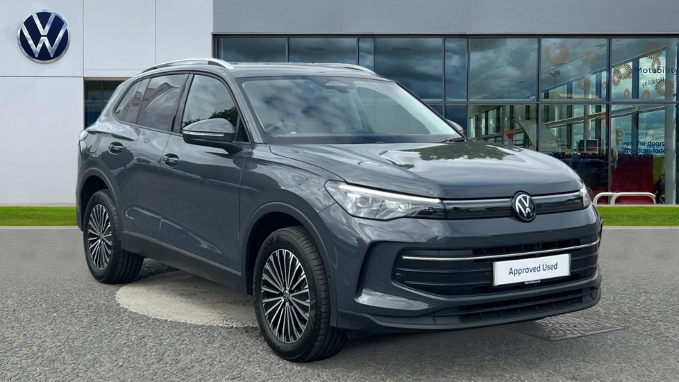 Main listing image - Volkswagen Tiguan