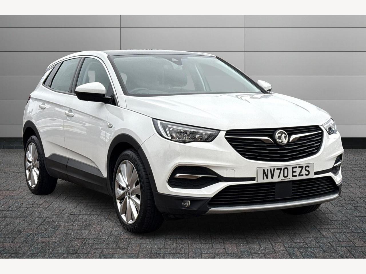 Main listing image - Vauxhall Grandland X