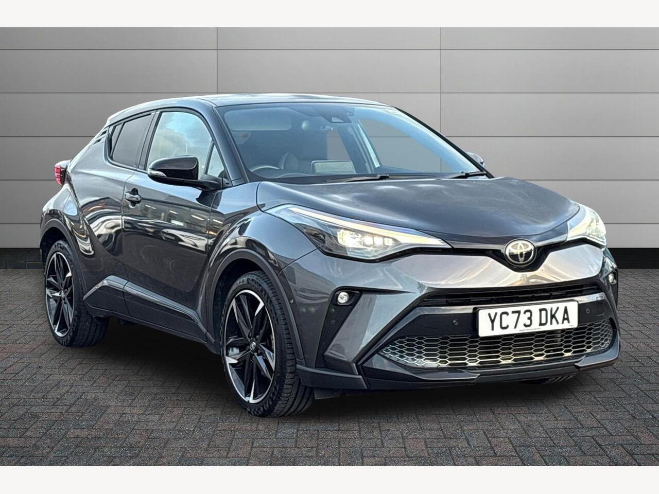 Main listing image - Toyota C-HR