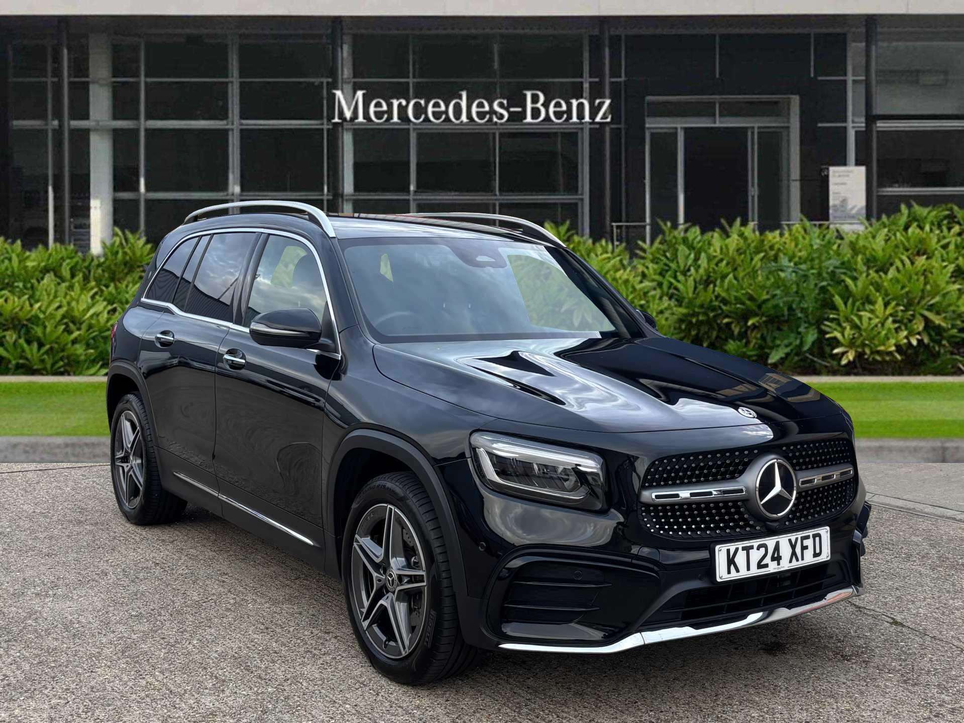 Main listing image - Mercedes-Benz GLB