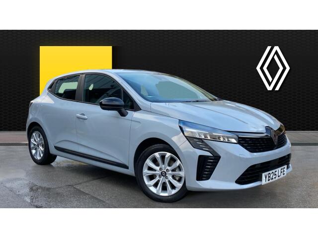 Main listing image - Renault Clio