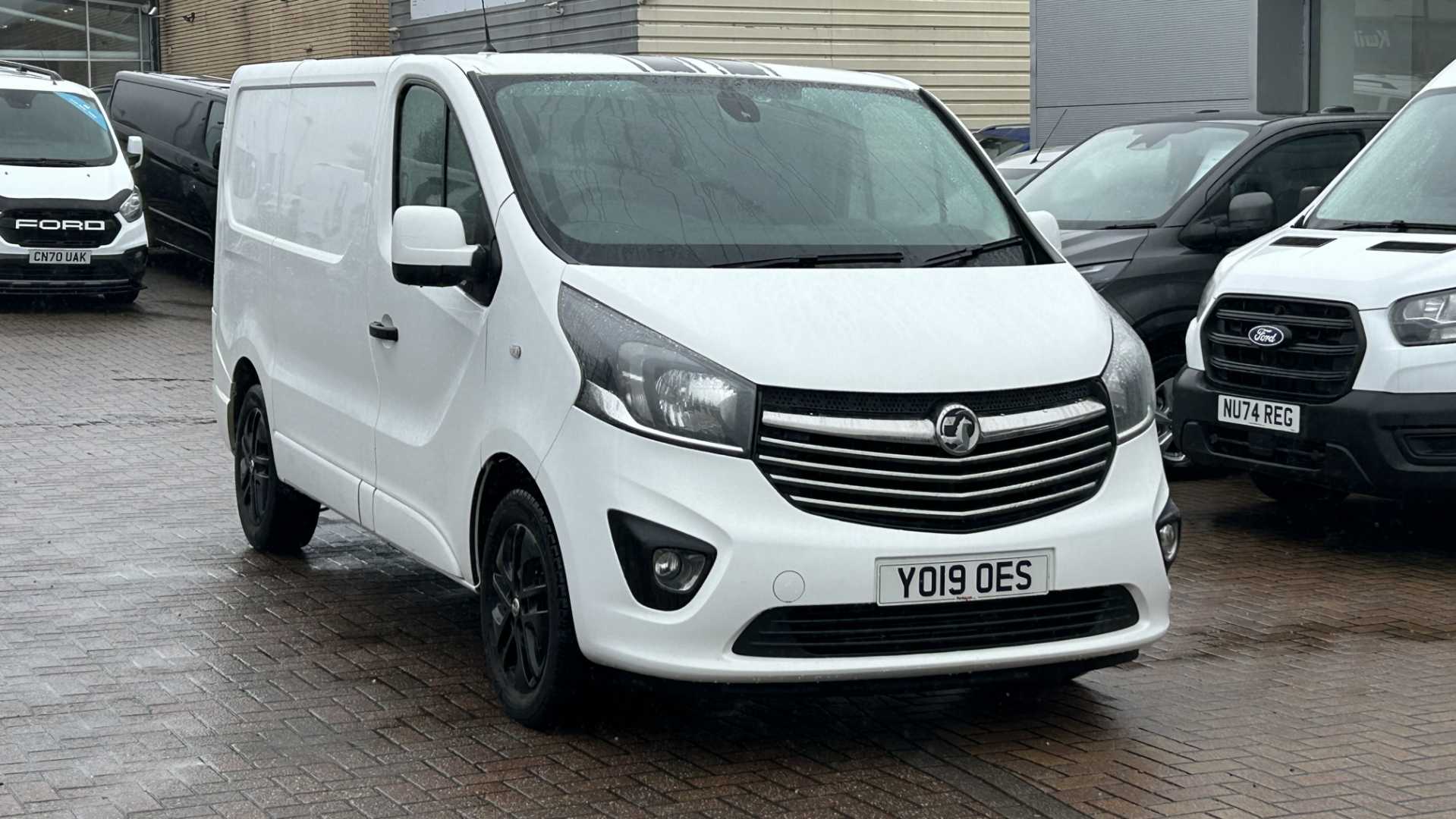 Main listing image - Vauxhall Vivaro