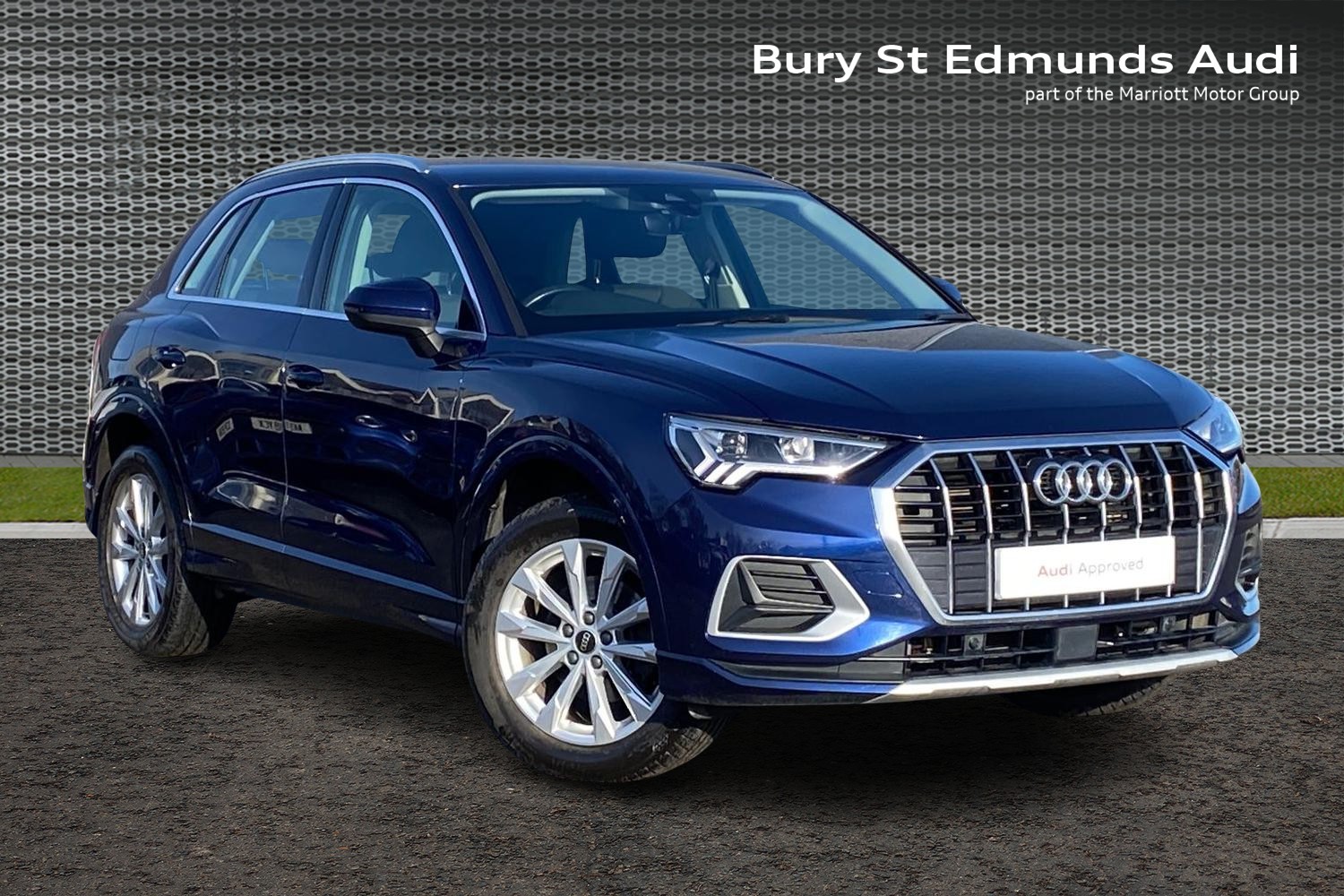 Main listing image - Audi Q3