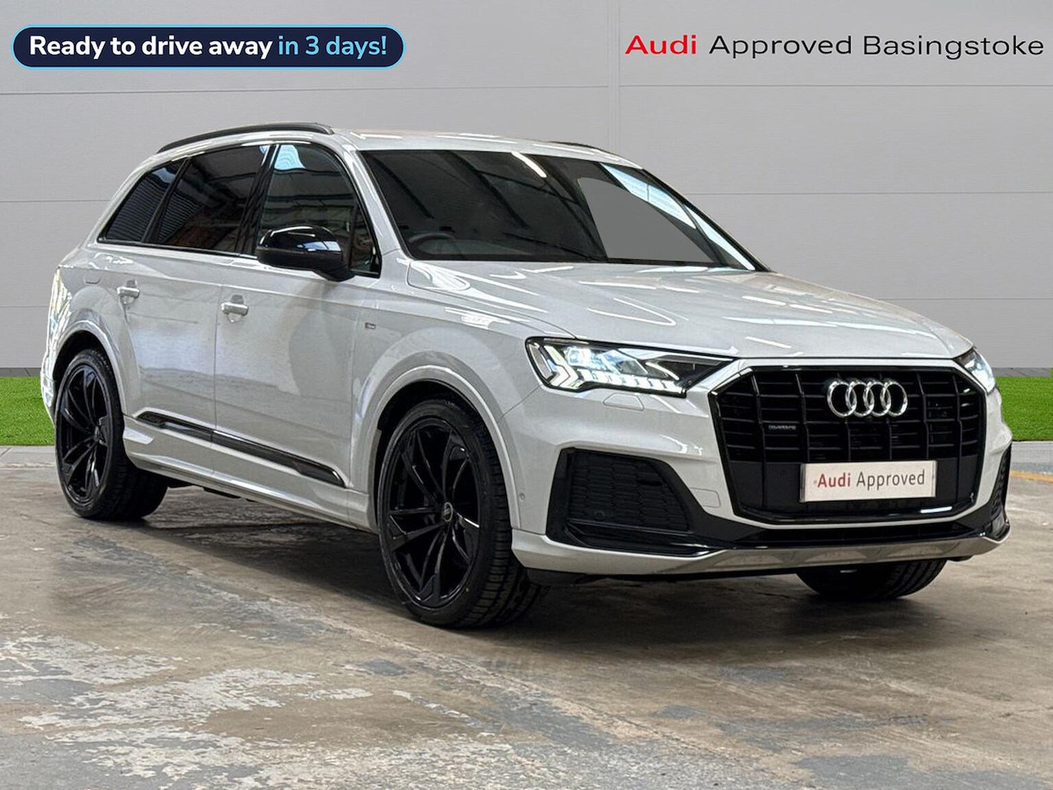 Main listing image - Audi Q7