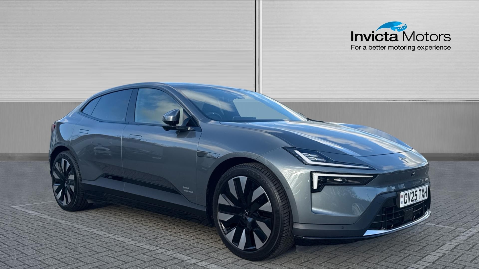 Main listing image - Polestar 4