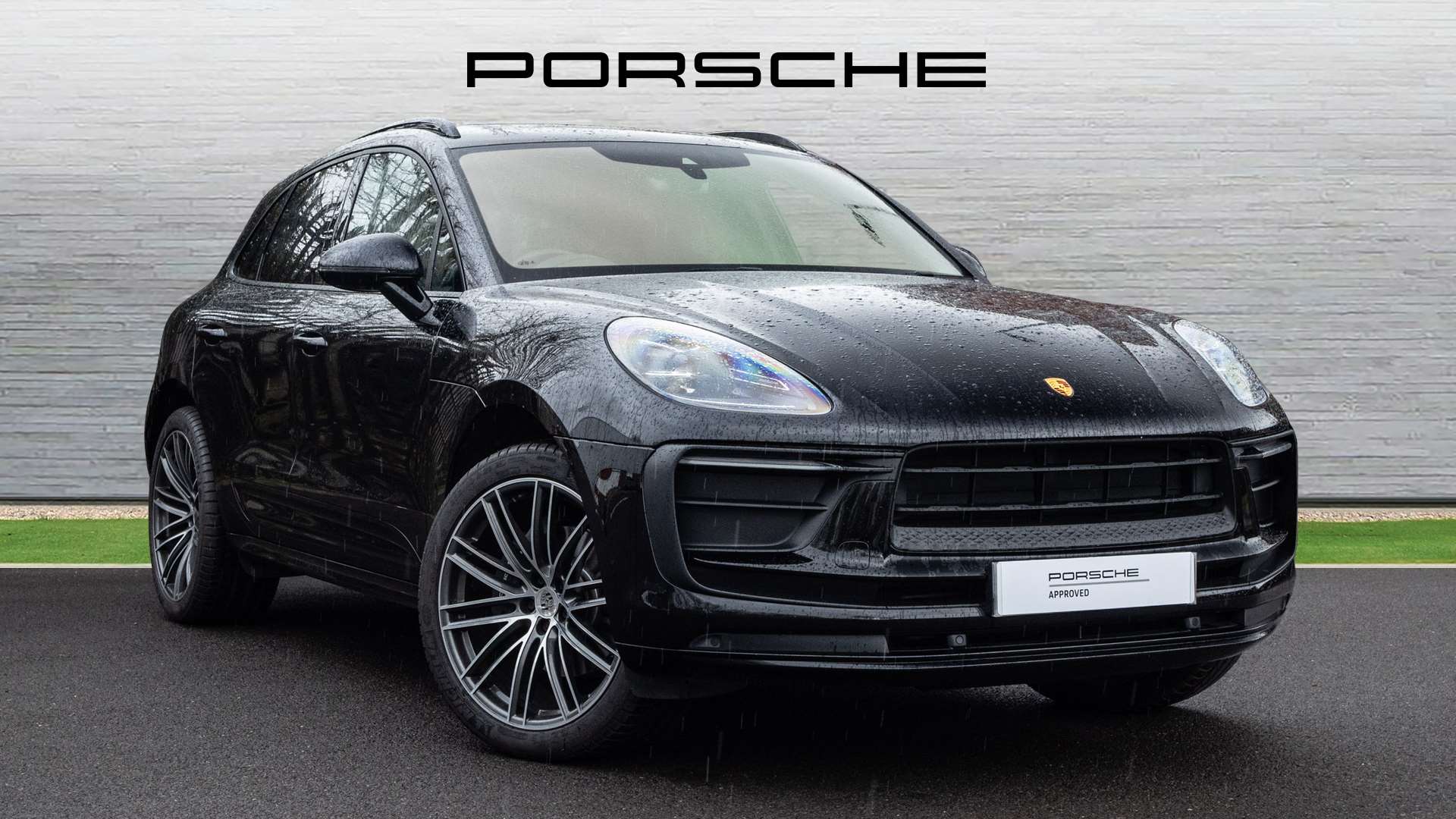 Main listing image - Porsche Macan