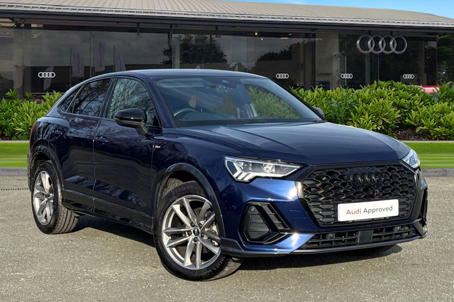 Main listing image - Audi Q3