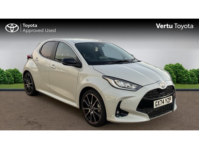 Main listing image - Toyota Yaris