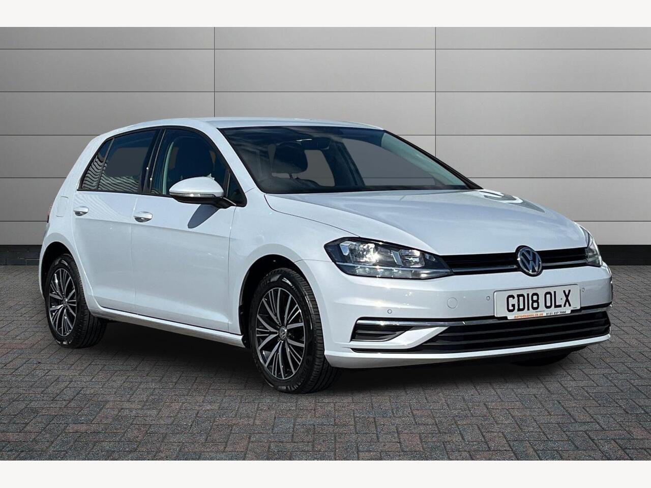Main listing image - Volkswagen Golf