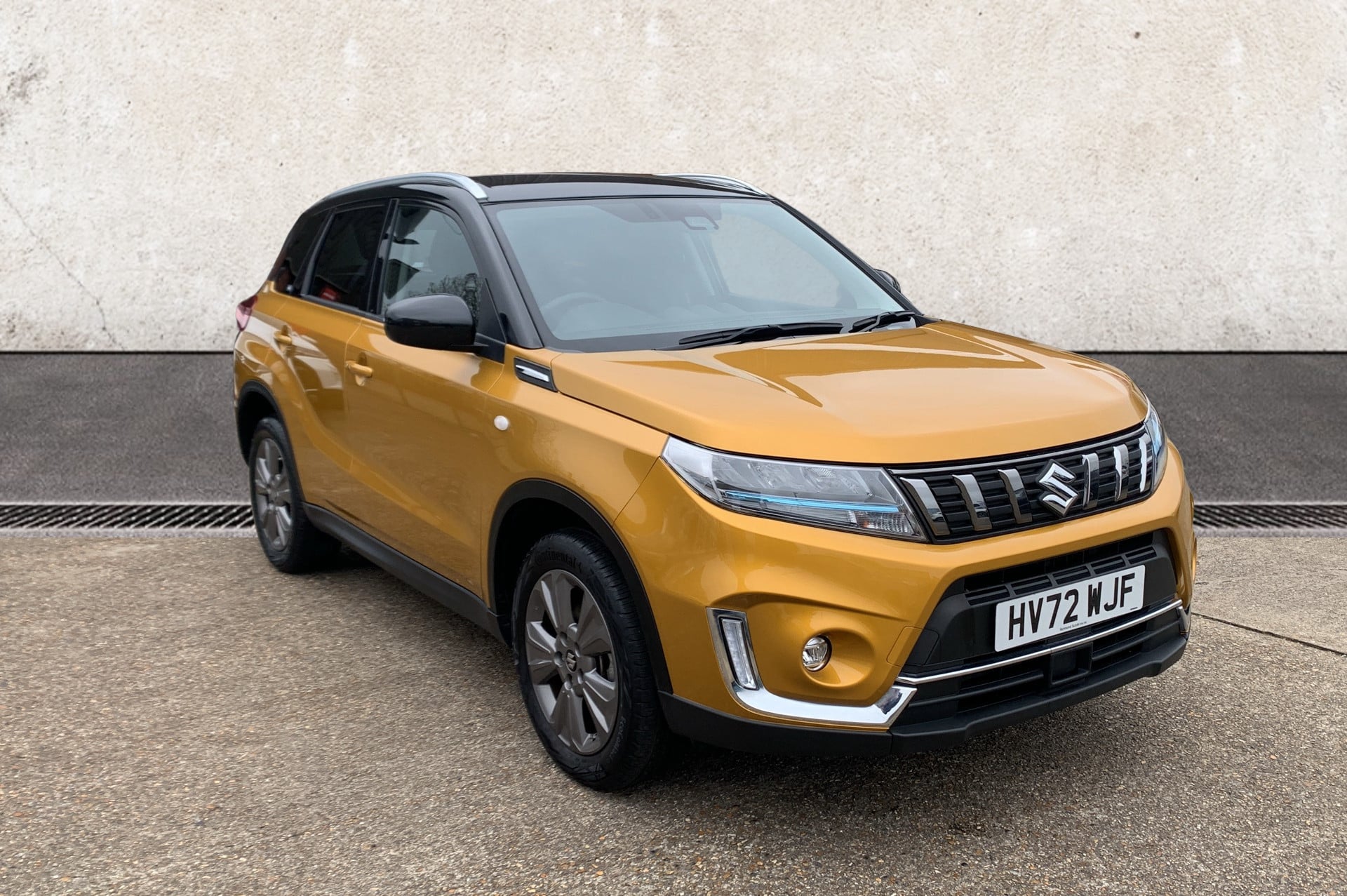 Main listing image - Suzuki Vitara