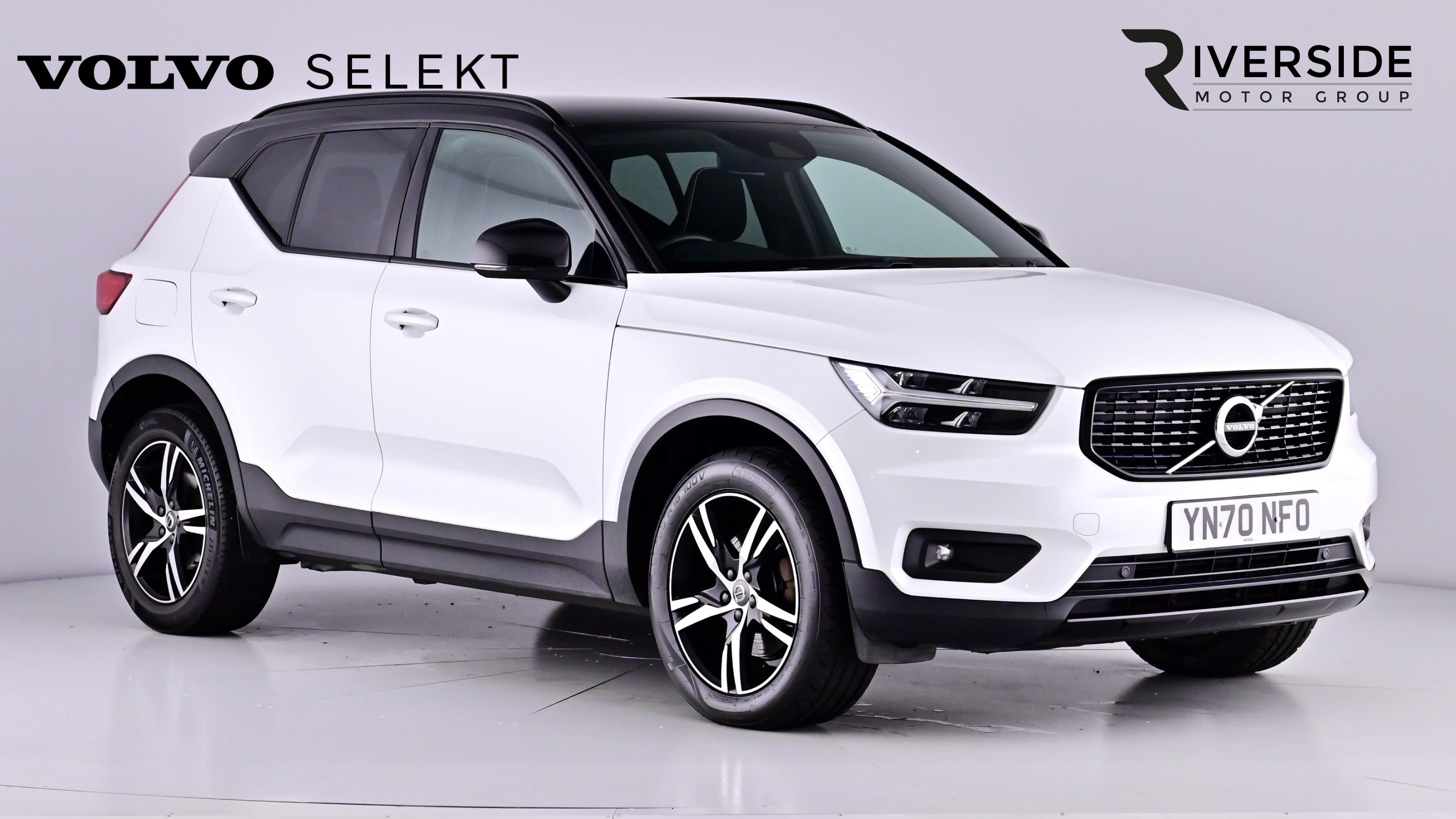 Main listing image - Volvo XC40