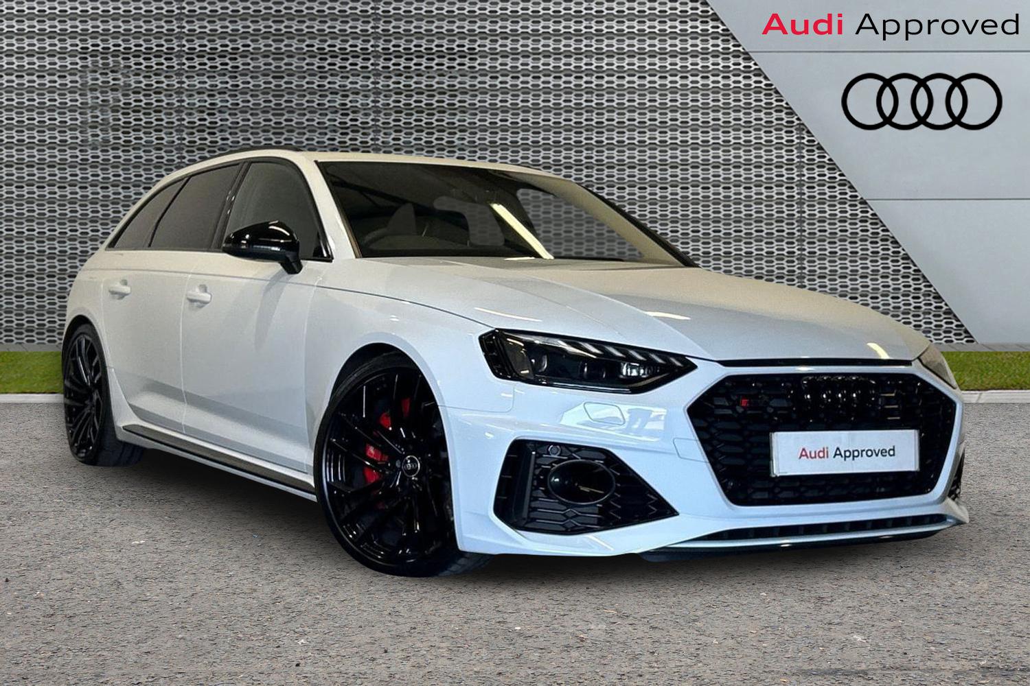 Main listing image - Audi RS4