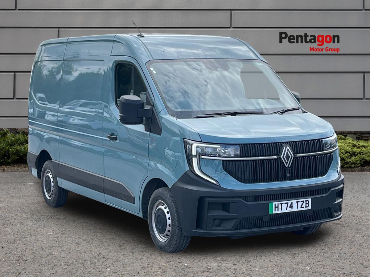 Main listing image - Renault Master