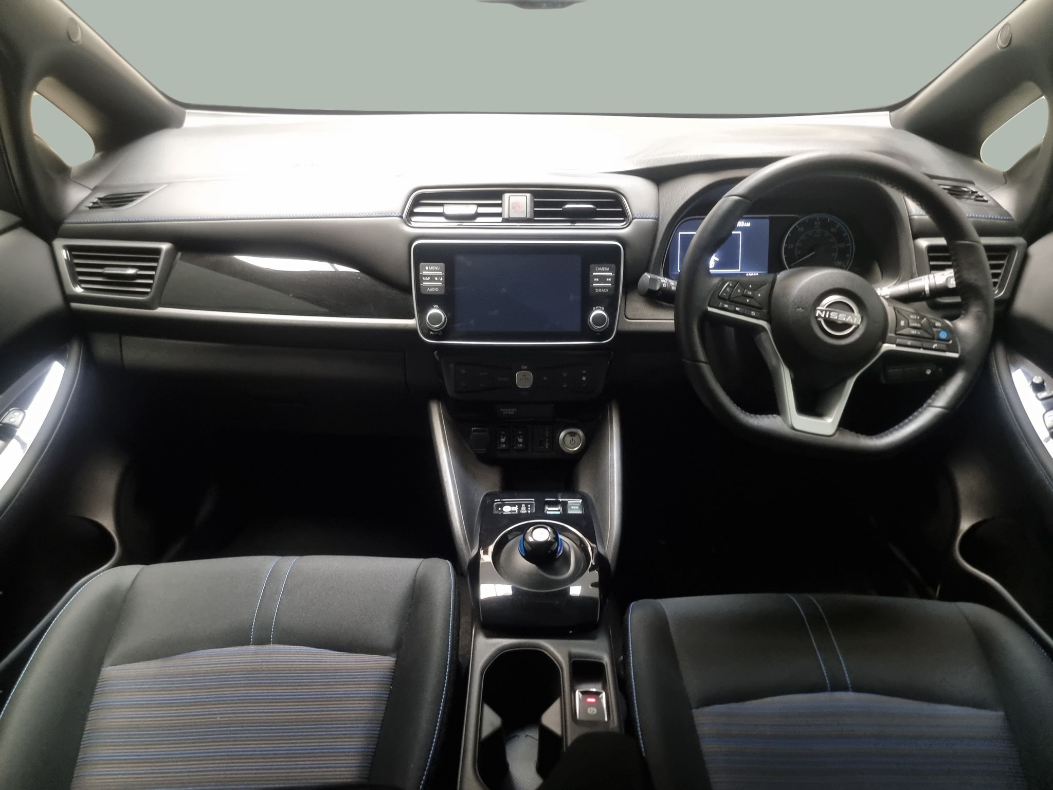 Main listing image - Nissan Leaf