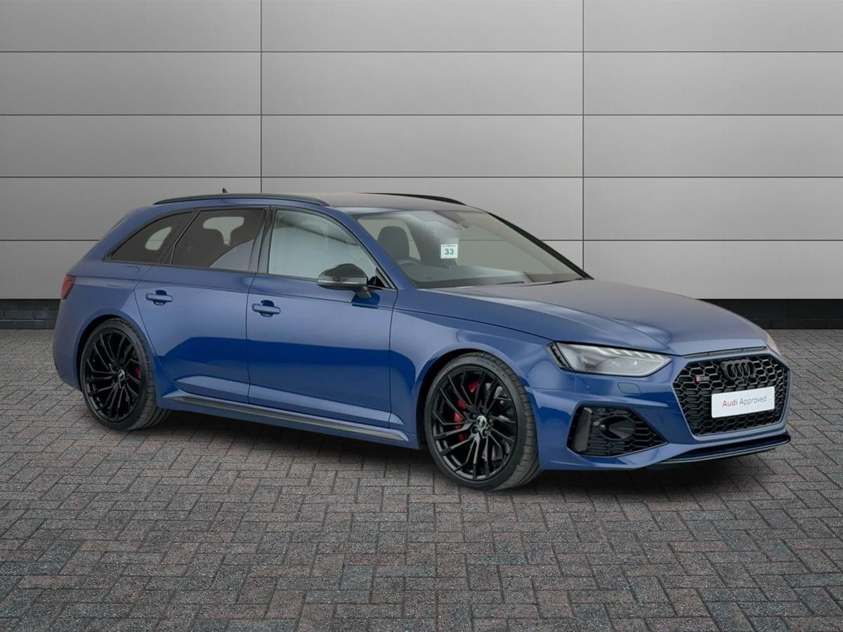 Main listing image - Audi RS4